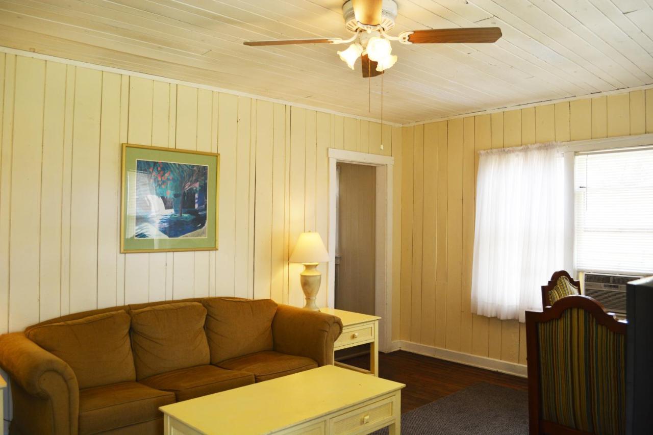 Sunshine Cozy Cottages Indian Rocks Beach Exterior photo