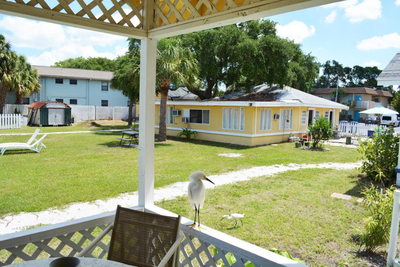 Sunshine Cozy Cottages Indian Rocks Beach Exterior photo