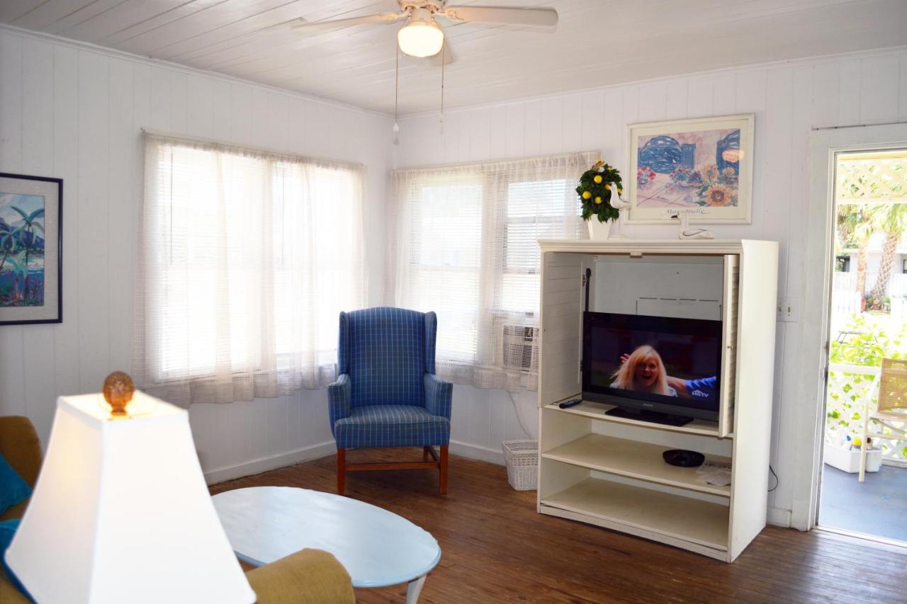 Sunshine Cozy Cottages Indian Rocks Beach Exterior photo